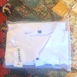 Mens white dress shirt still in pkg XXL